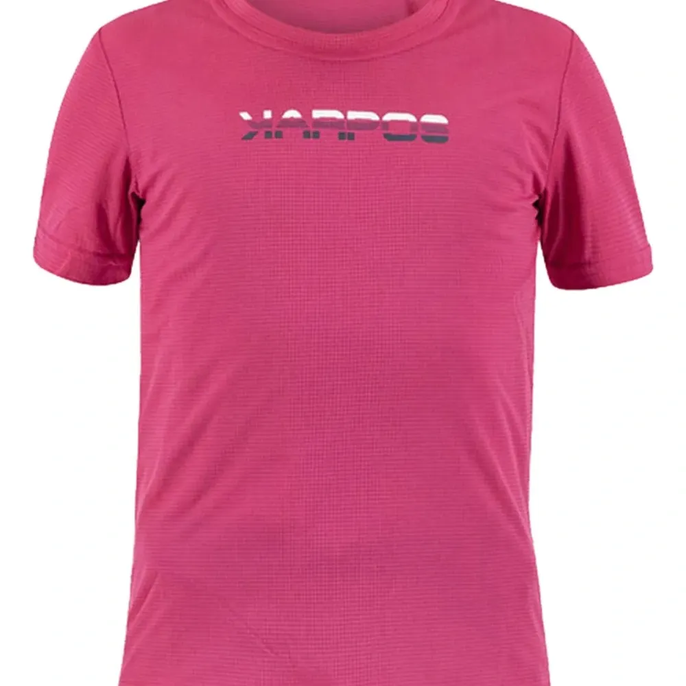 Футболка с логотипом