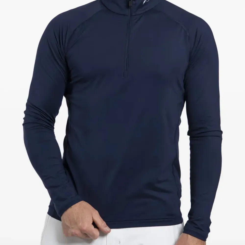 Свитер с воротником на молнии