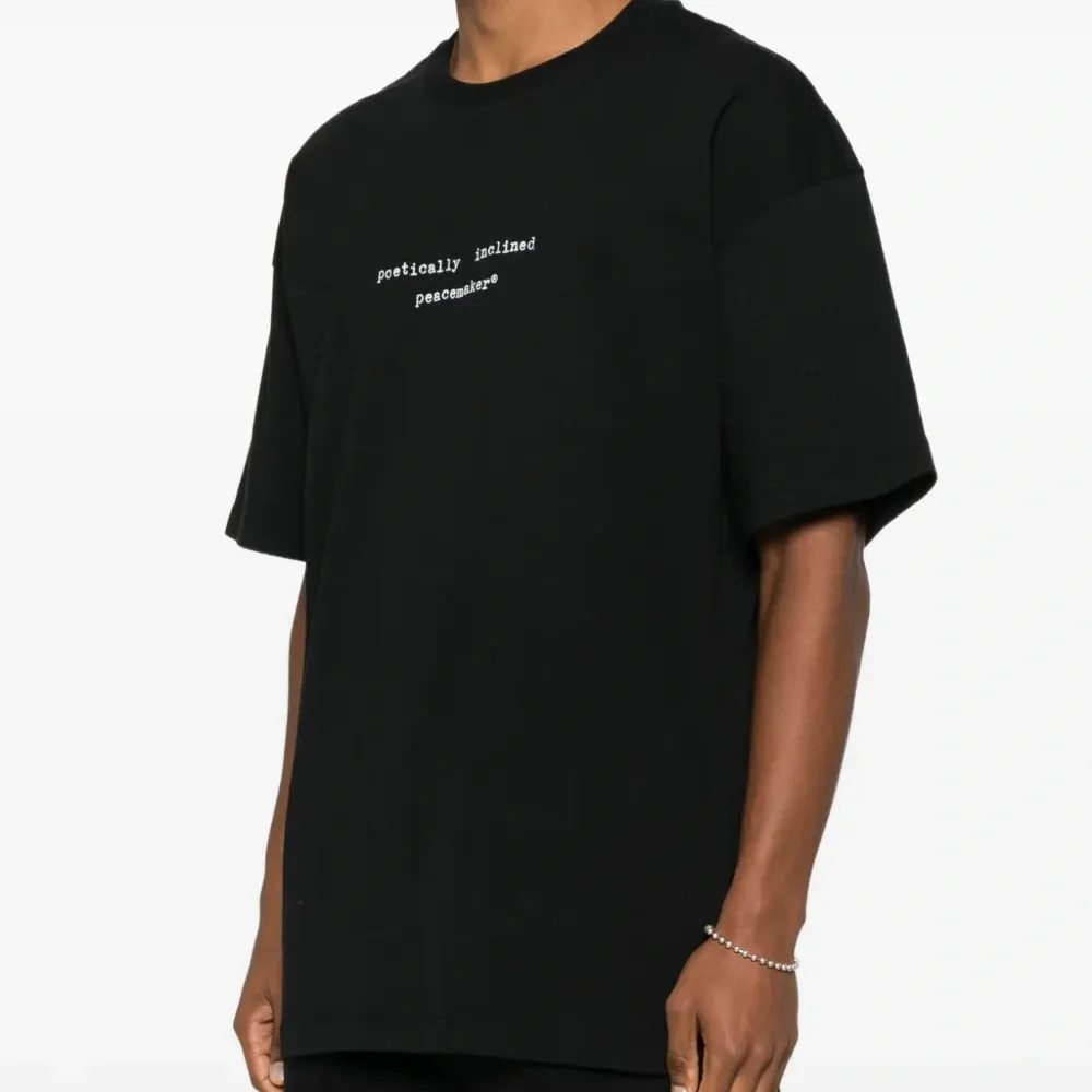 Футболка с круглым вырезом