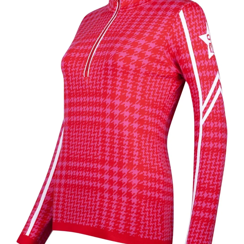 Джемпер в ломаную клетку