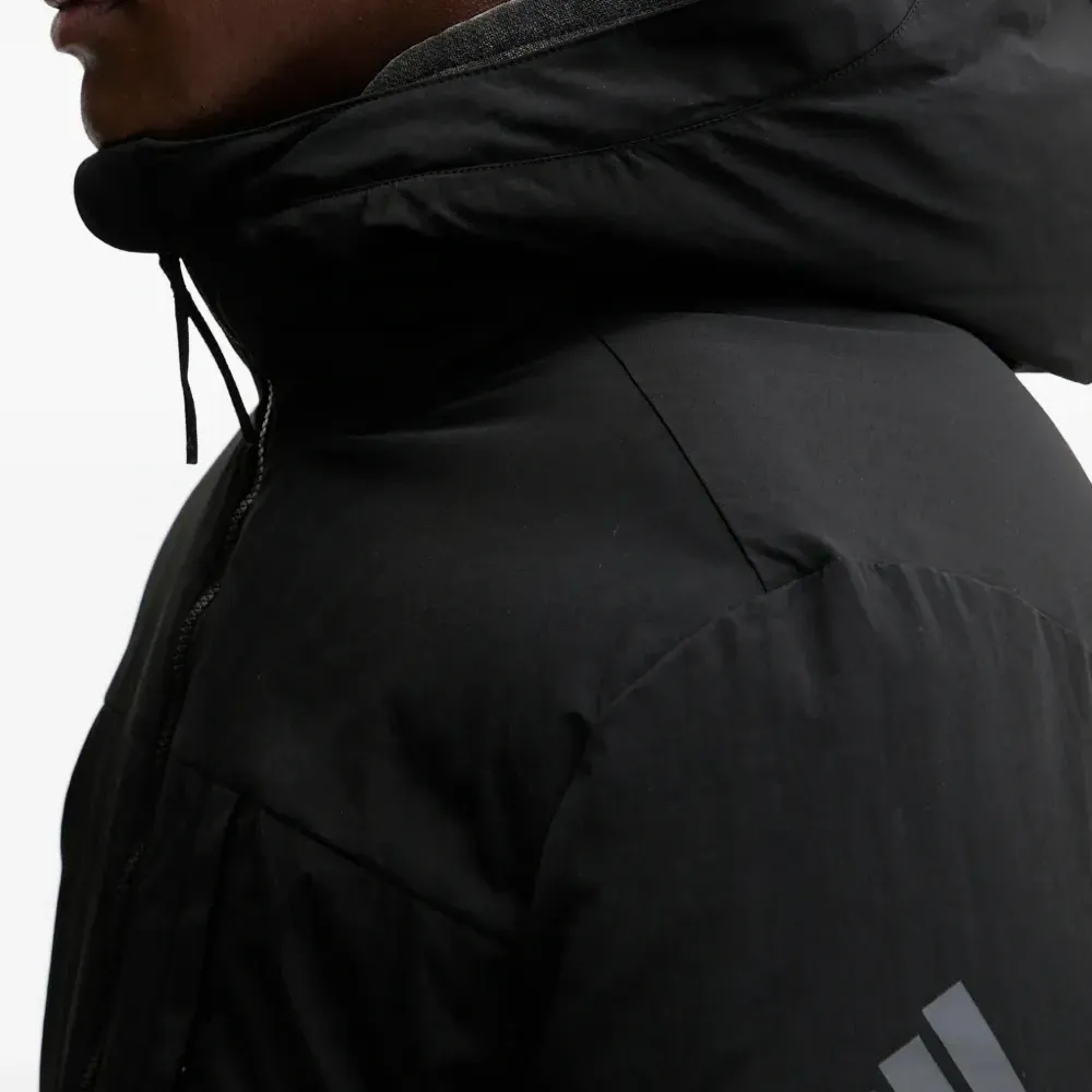 Парка с капюшоном