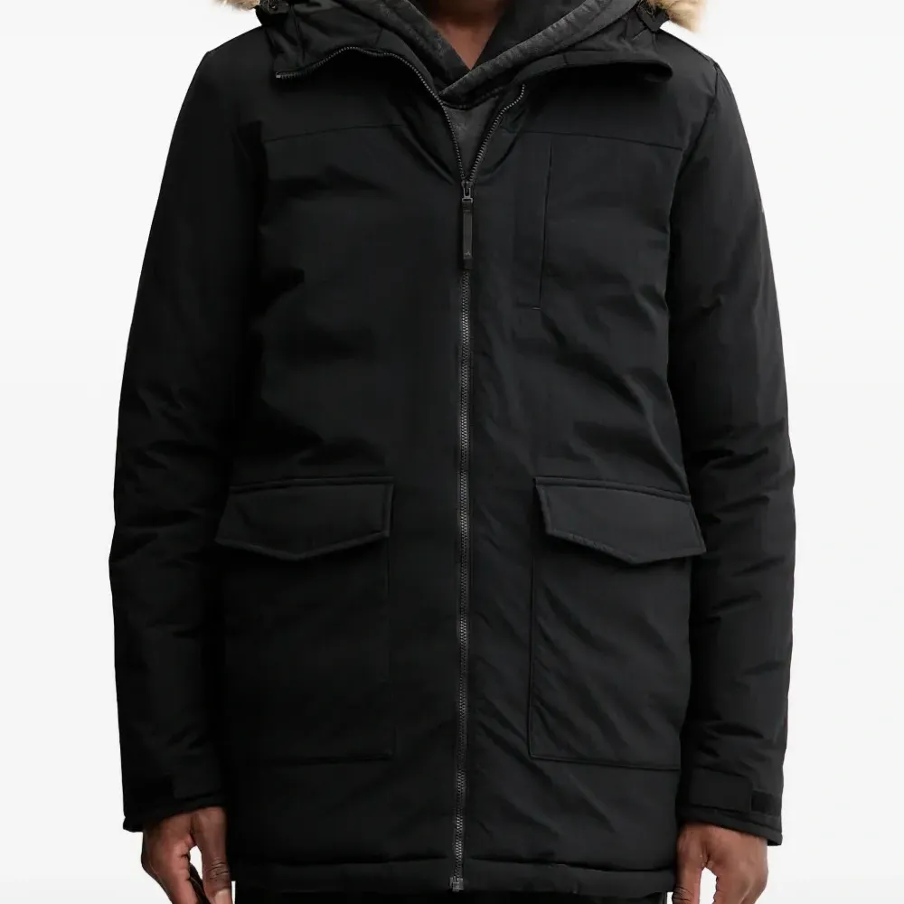 Парка с капюшоном