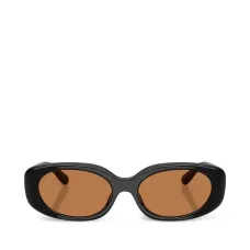 Солнцезащитные очки овальной формы