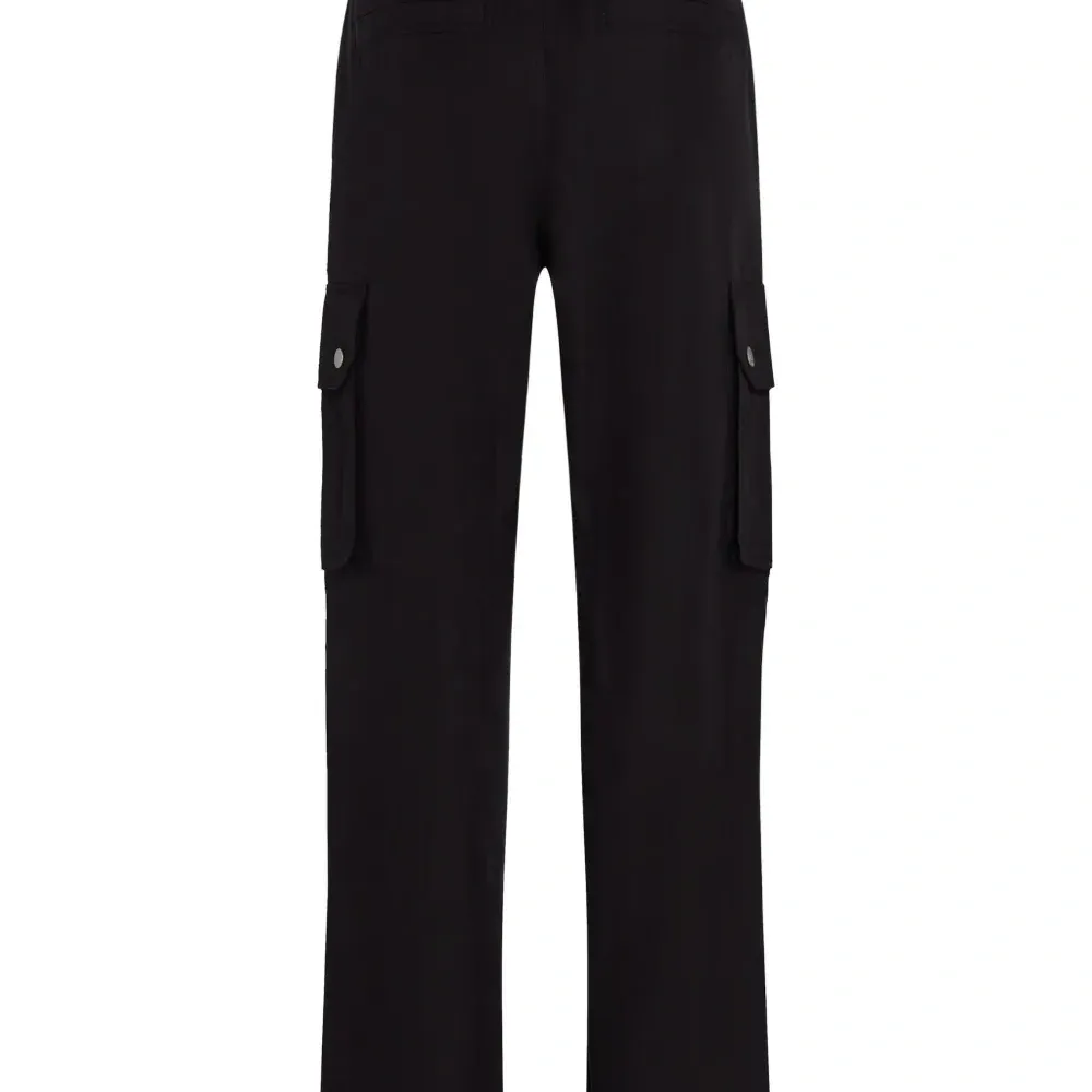 Брюки карго с вышитым логотипом