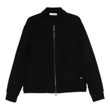 Куртка на молнии