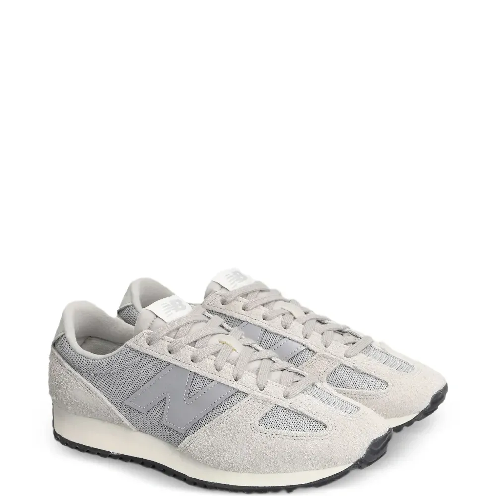 Кроссовки из коллаборации с New Balance