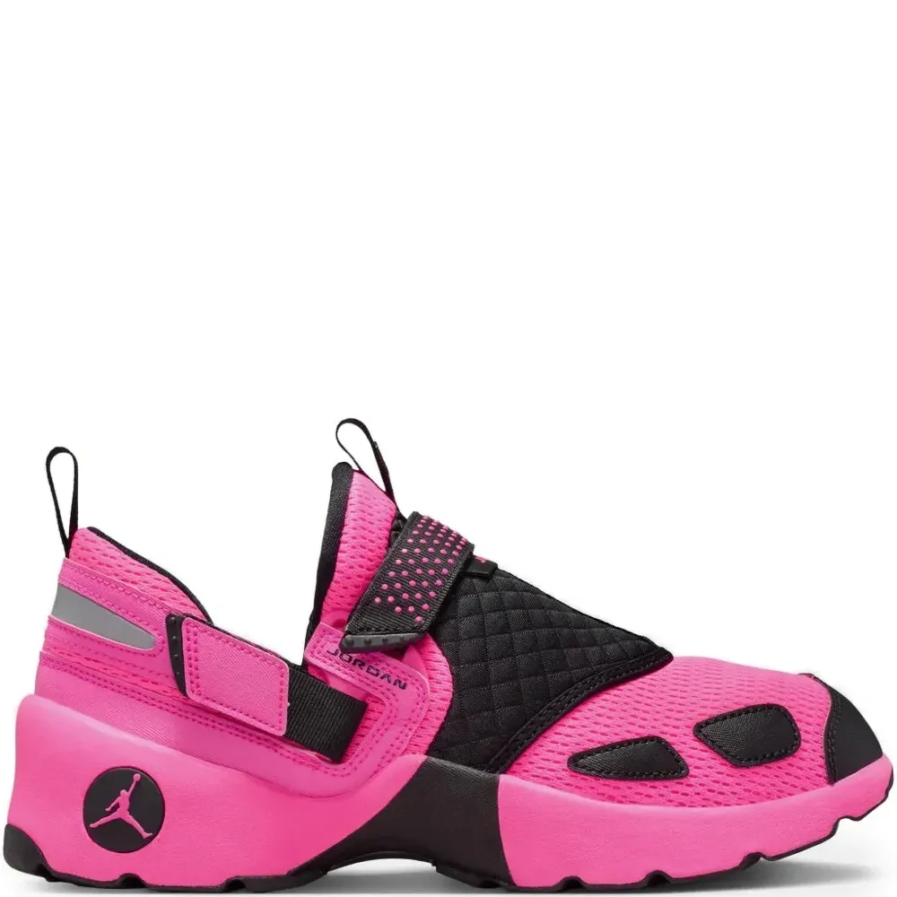 Стеганые кроссовки Trunner LX