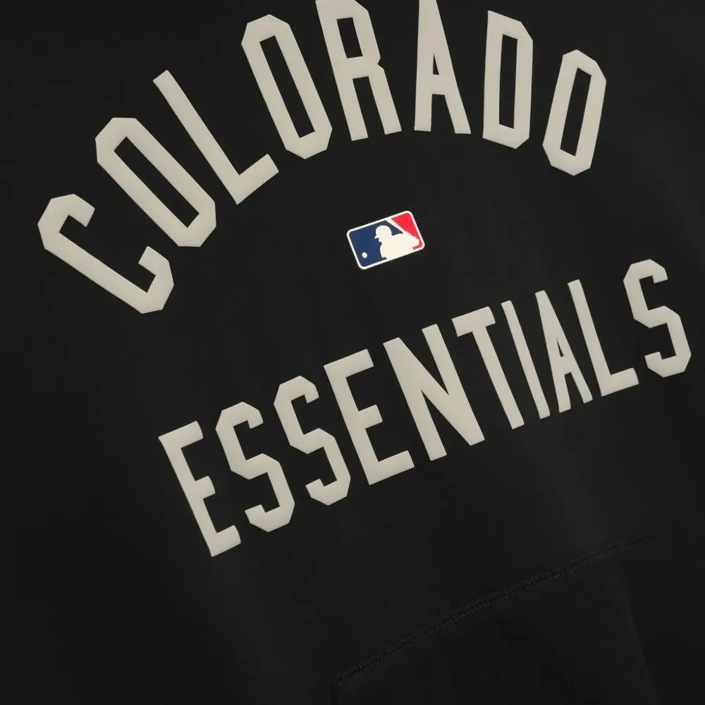 Худи Rockies с логотипом из коллаборации с MLB Худи Rockies с логотипом из коллаборации с MLB