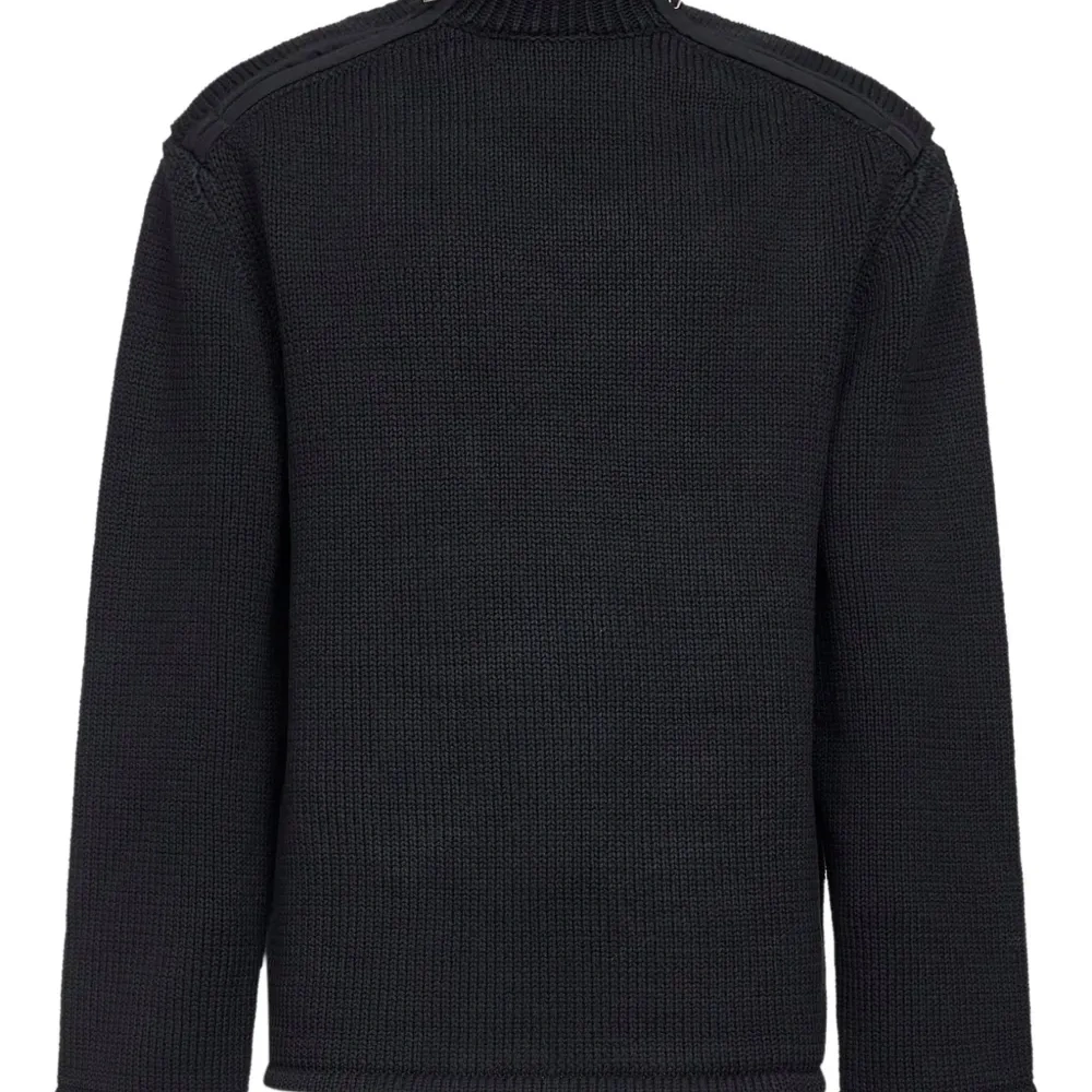 Свитер на молнии с рукавами реглан