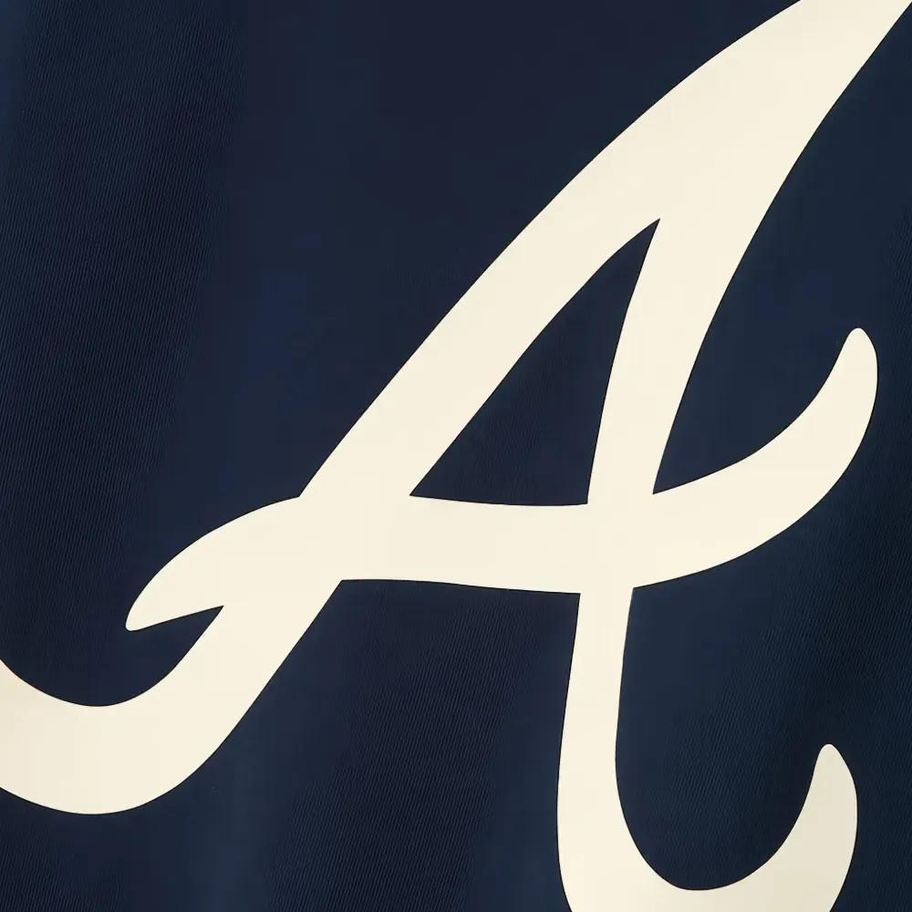 Худи Braves из коллаборации с MLB