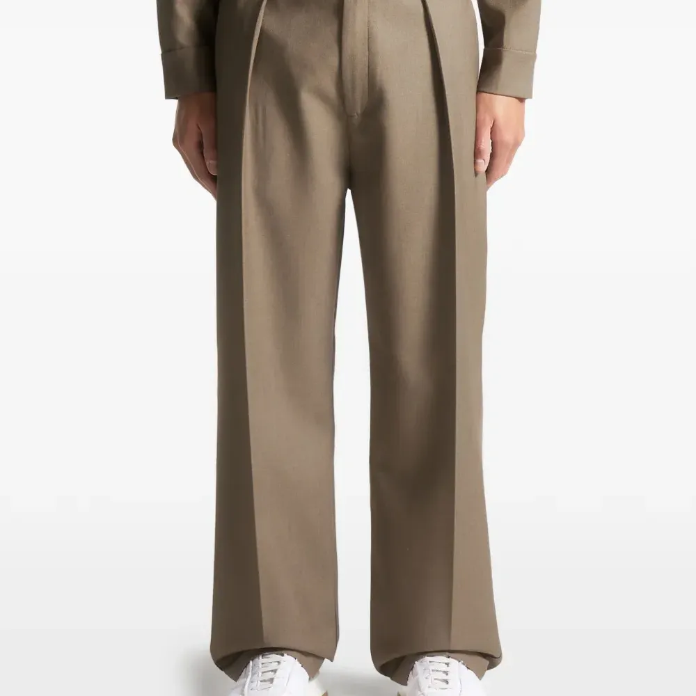 Брюки Dorian со складками Брюки Dorian со складками