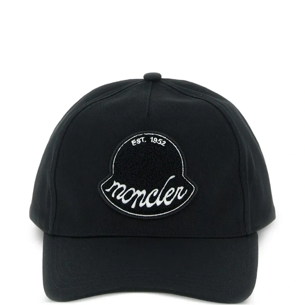 Бейсболка с логотипом