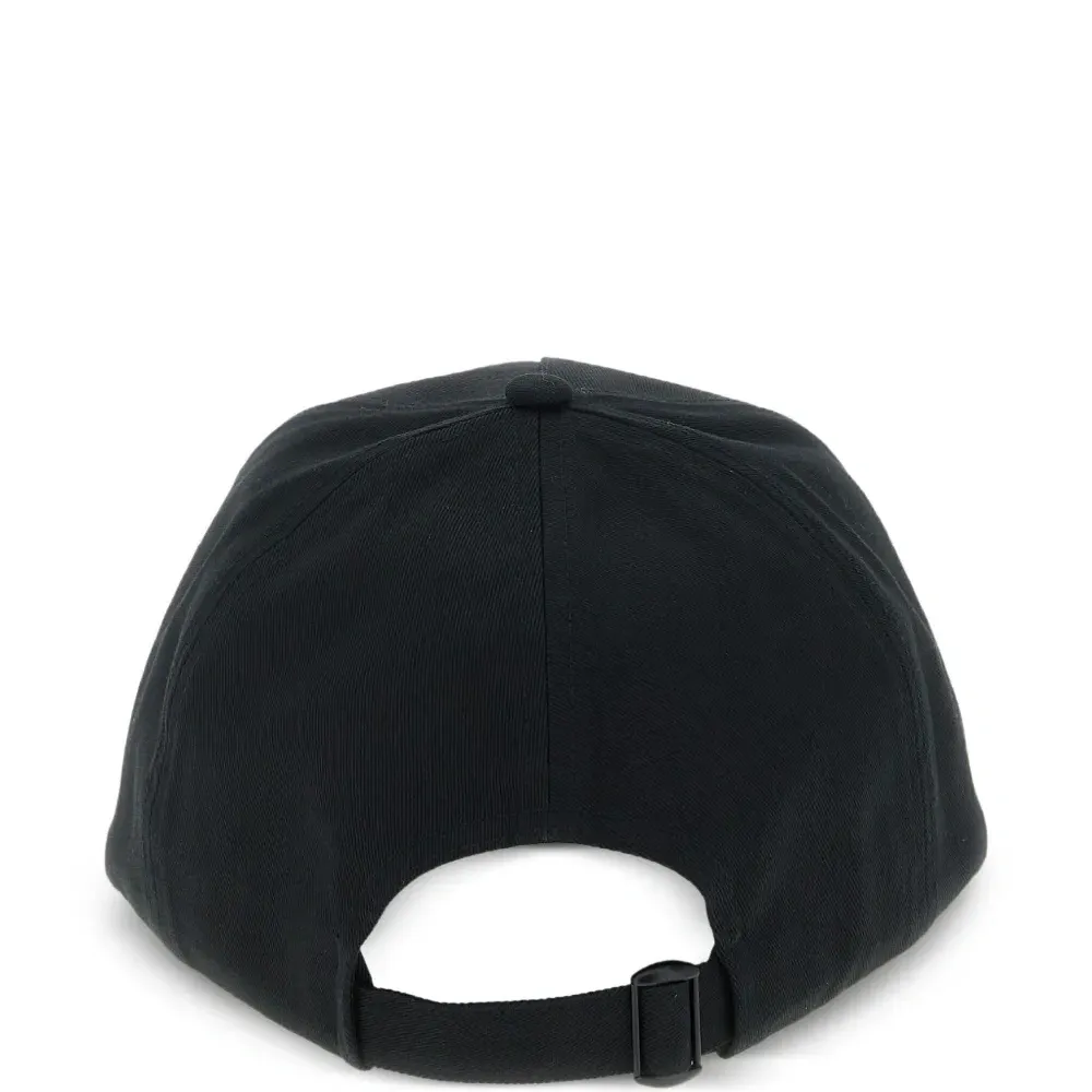 Бейсболка с логотипом