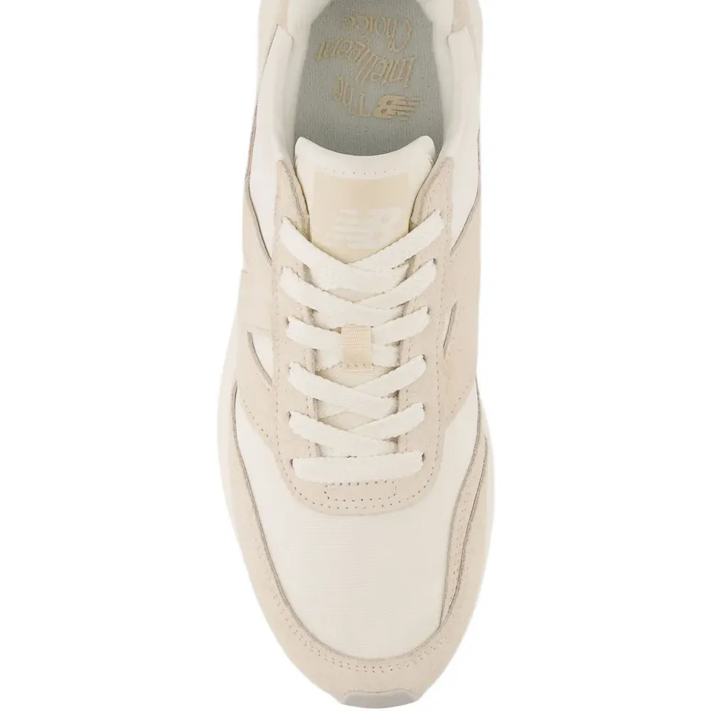 Кроссовки 370 со вставками