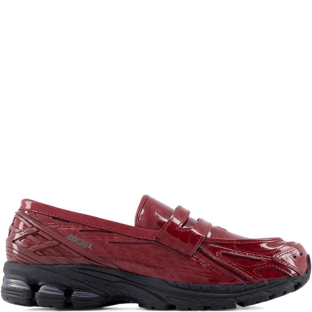 Кроссовки 1906L