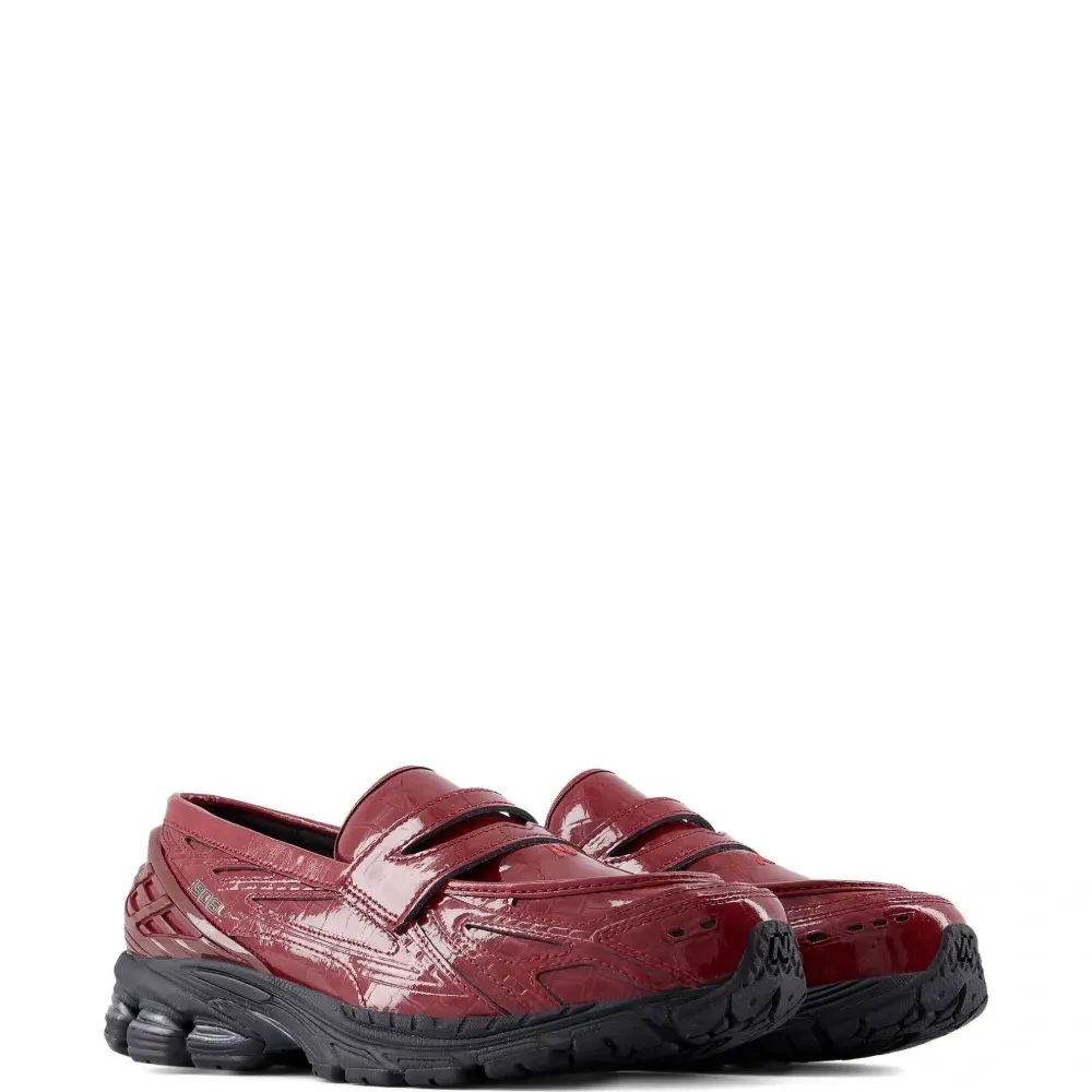 Кроссовки 1906L