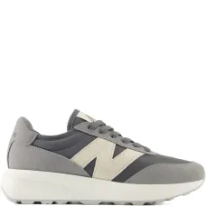 Кроссовки 370