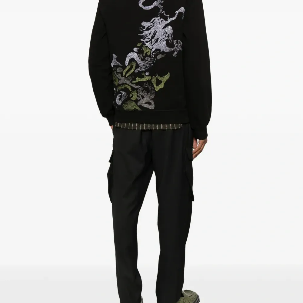 Толстовка с круглым вырезом