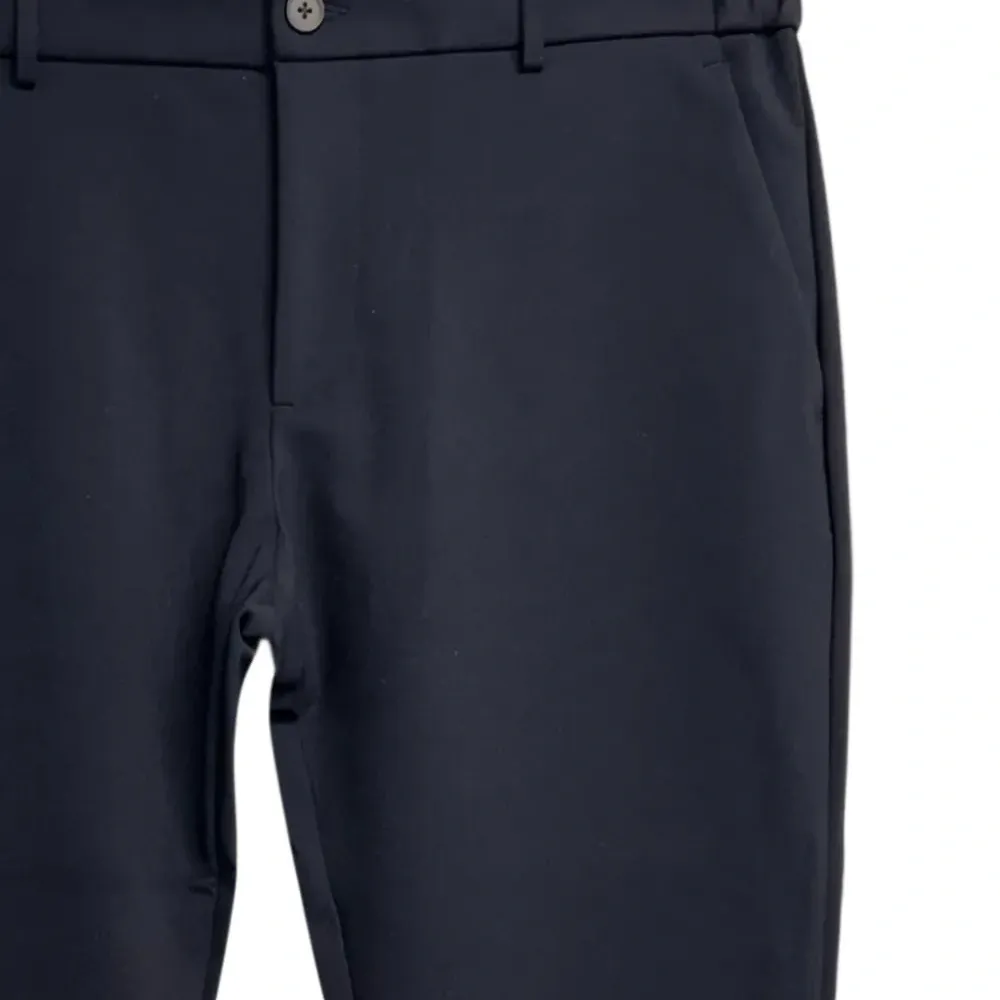 Брюки на пуговицах