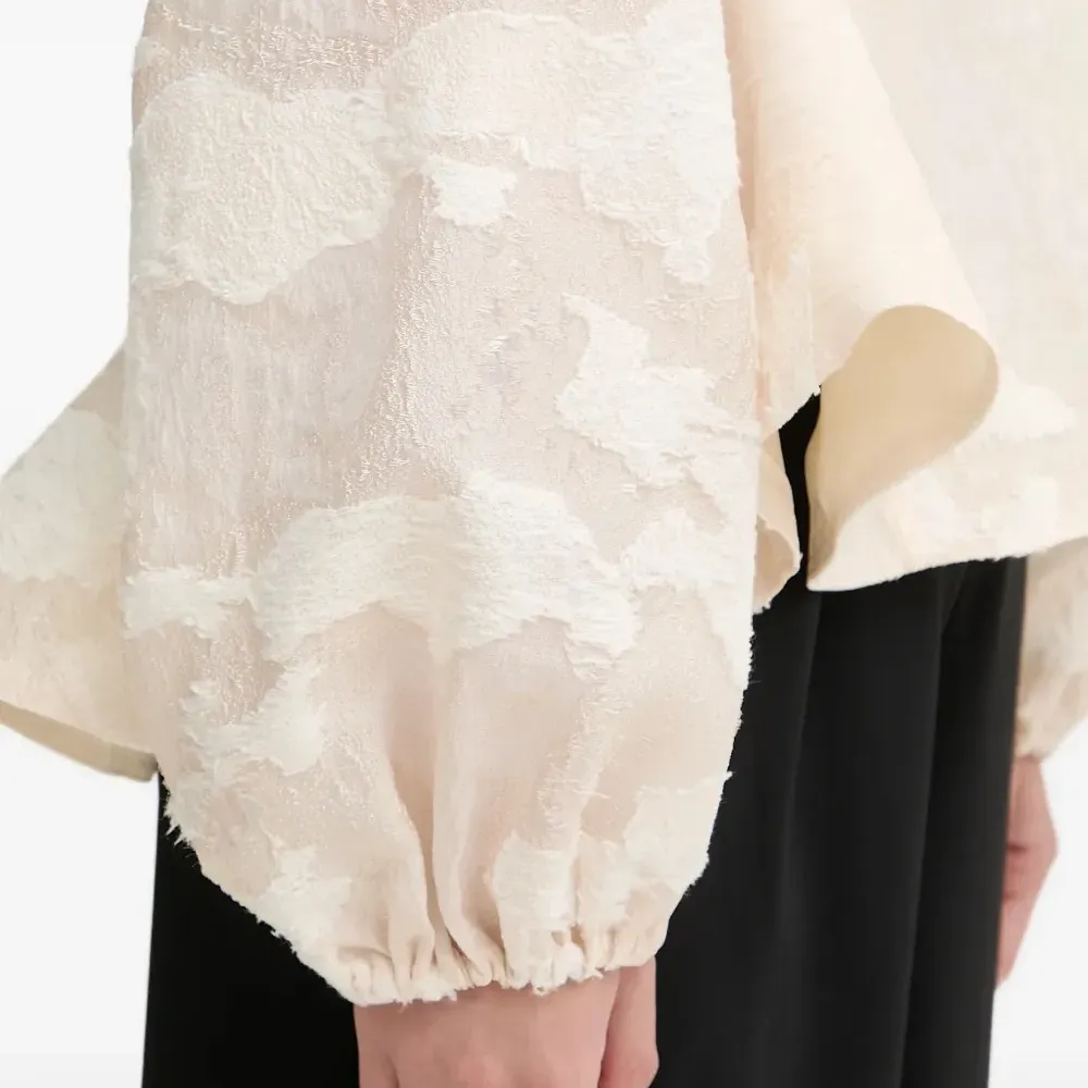 Блузка с цветочным принтом