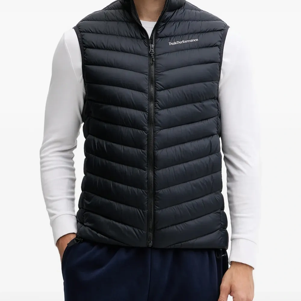 Стеганый жилет на молнии