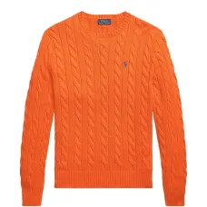 Вязаный свитер с вышивкой Вязаный свитер с вышивкой