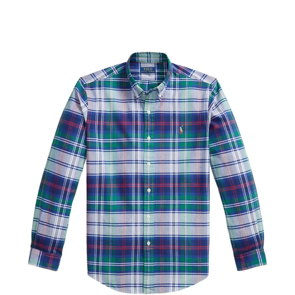 Клетчатая вышитая рубашка