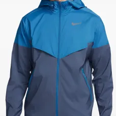 Куртка Packable Windrunner с узором шеврон