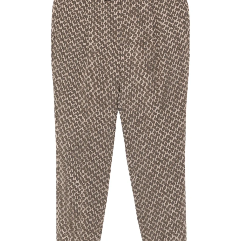 Аккуратные брюки