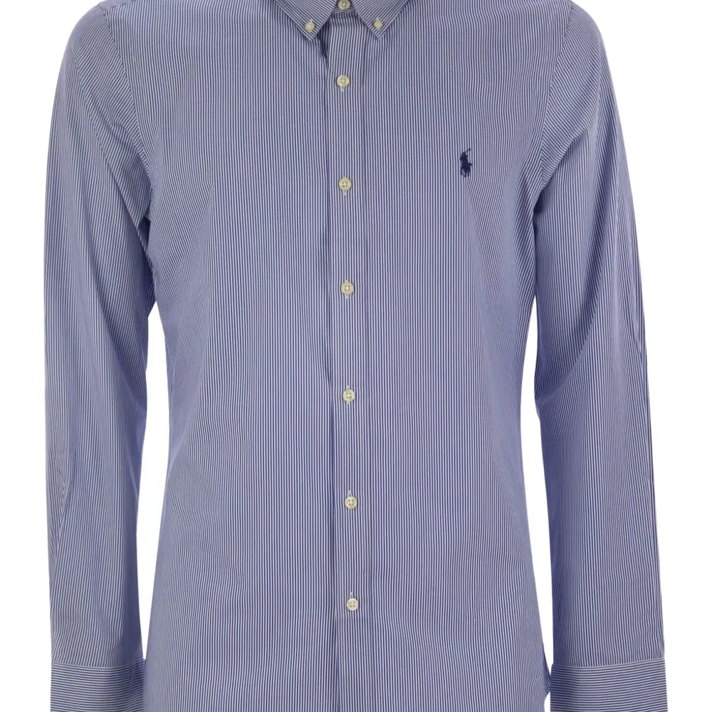 Полосатая рубашка на пуговицах