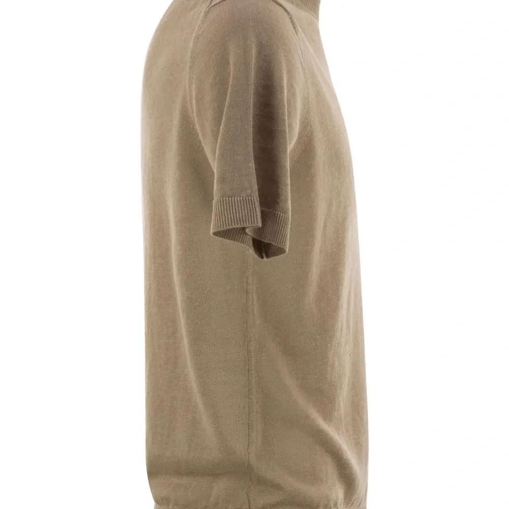 Футболка в рубчик