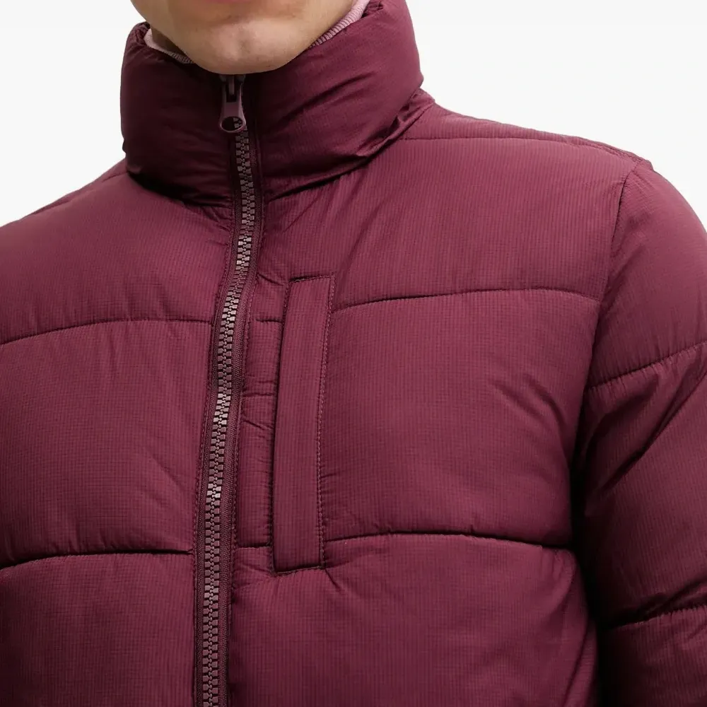 Пуховик на молнии