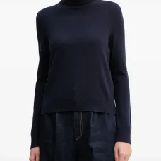 Свитер с высоким воротником Свитер с высоким воротником