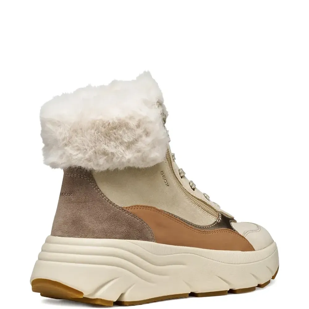 Ботинки Diamanta на шнуровке Ботинки Diamanta на шнуровке