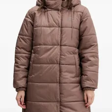 Стёганая куртка с капюшоном