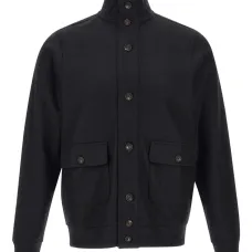 Куртка на пуговицах с карманами