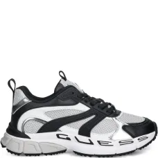 Кроссовки с логотипом