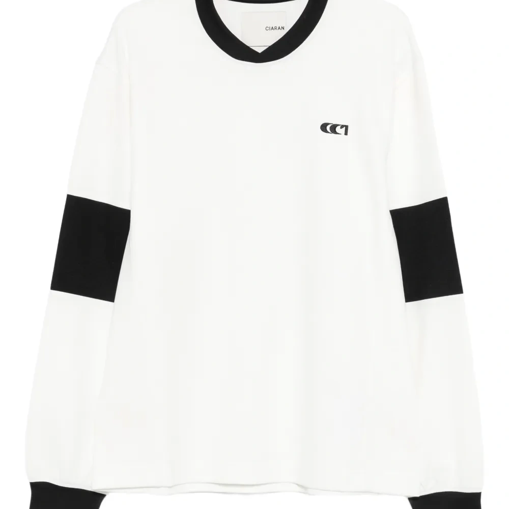 Свитшот с контрастными вставками