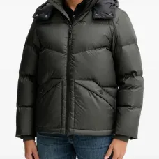 Пуховик с капюшоном