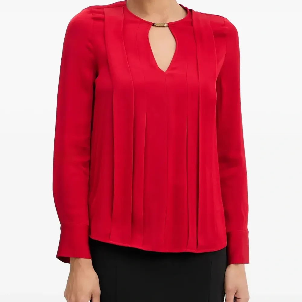 Блузка Pleated Keyhole с вырезами