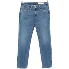 Бойфренд-джинсы с необработанным краем Бойфренд-джинсы с необработанным краем