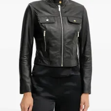 Куртка с карманами на молнии