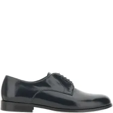 Дерби на шнуровке