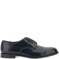 Дерби на шнуровке