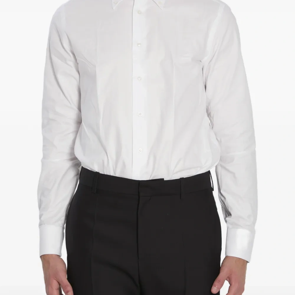 Рубашка Vomero на пуговицах белого цвета