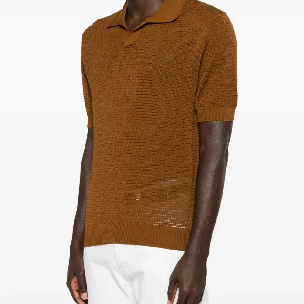 Вязаная футболка