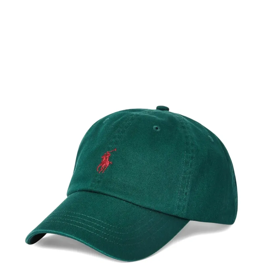 Вышитая кепка Вышитая кепка