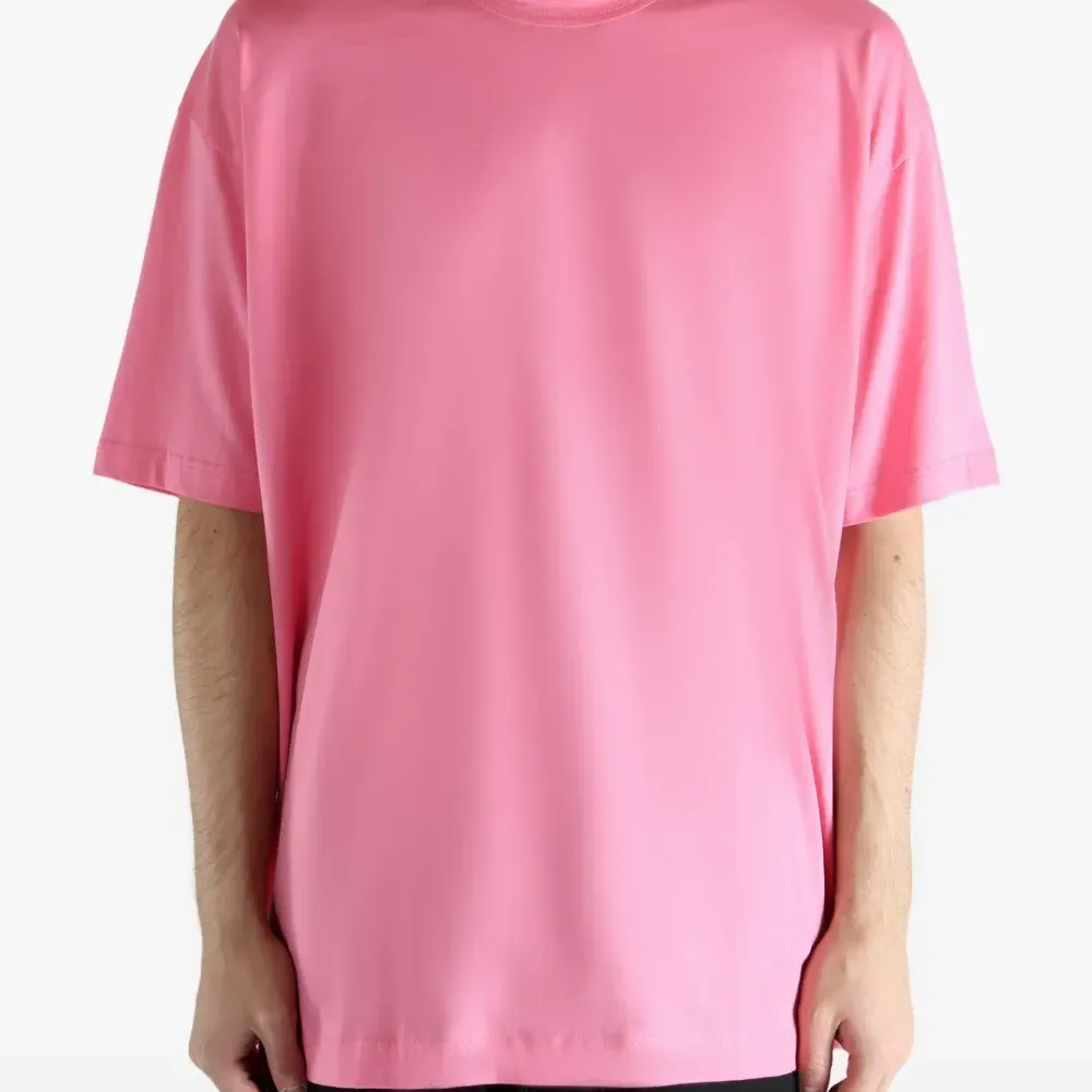 Футболка с круглым вырезом