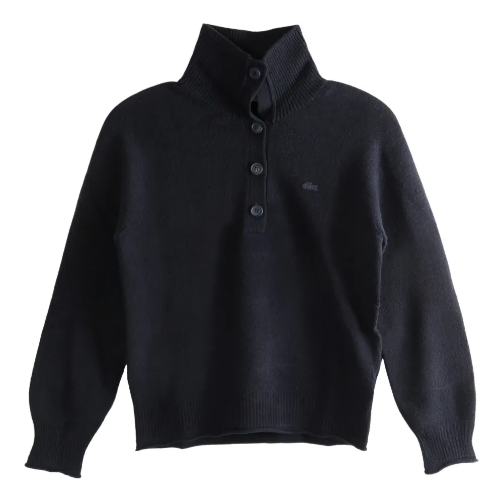 Свитер на пуговицах