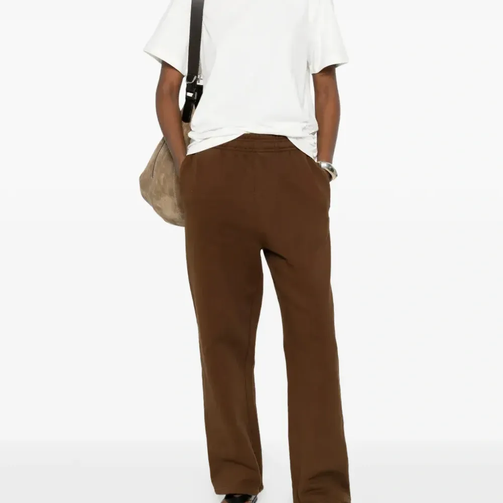 Футболка с круглым вырезом